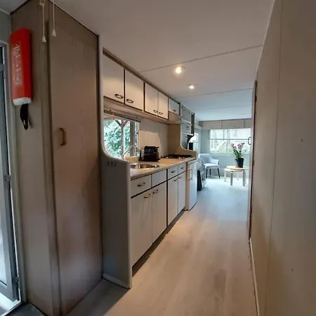 Te Huur: Leuke 4-persoons Stacaravan Op Locatie! Hoenderloo