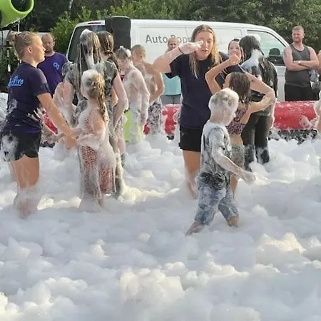 Te Huur: Leuke 4-persoons Stacaravan Op Locatie! Chalet