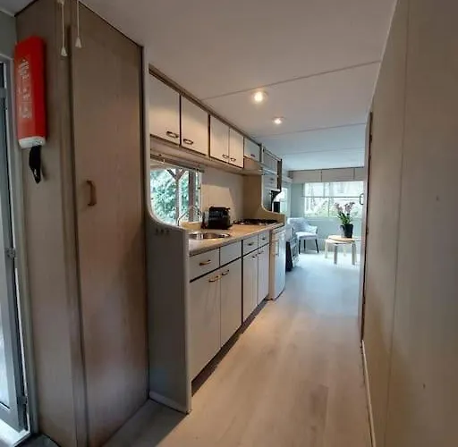 Te Huur: Leuke 4-persoons Stacaravan Op Locatie! Hoenderloo